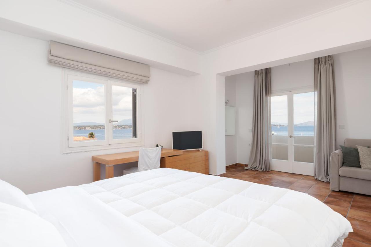 Hotel Roumani Spetses Town Екстер'єр фото