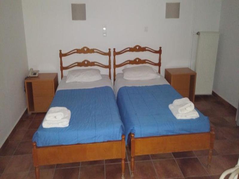 Hotel Roumani Spetses Town Екстер'єр фото