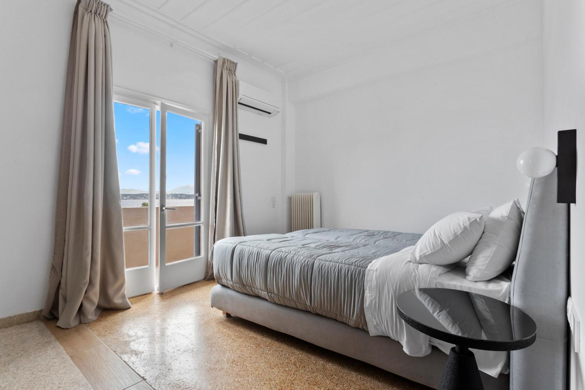Hotel Roumani Spetses Town Екстер'єр фото