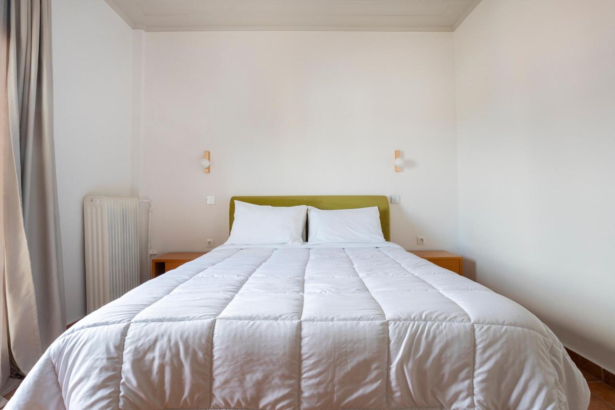Hotel Roumani Spetses Town Екстер'єр фото