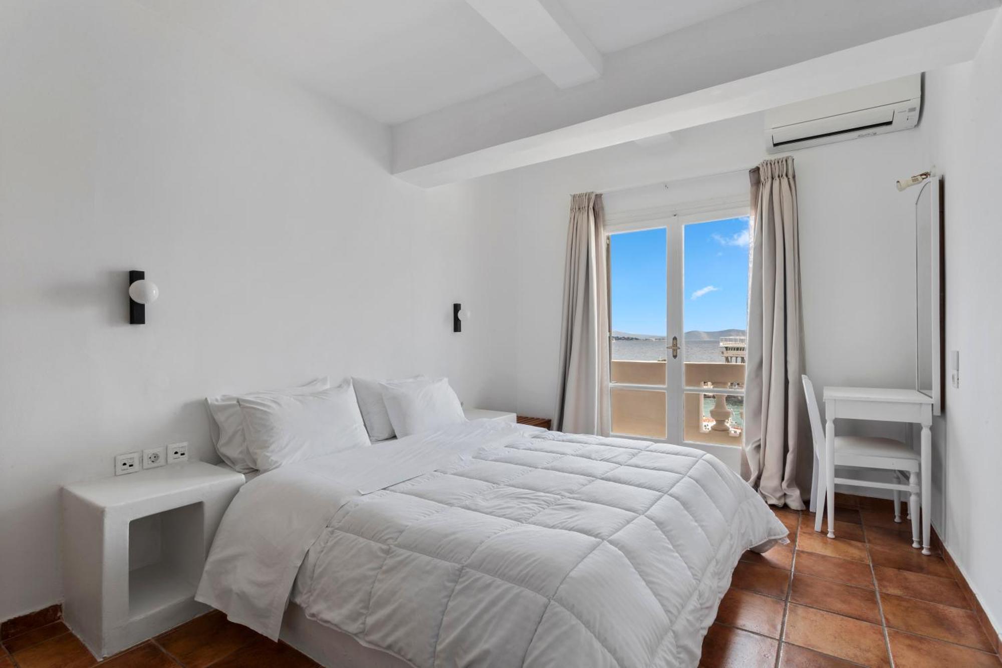 Hotel Roumani Spetses Town Екстер'єр фото