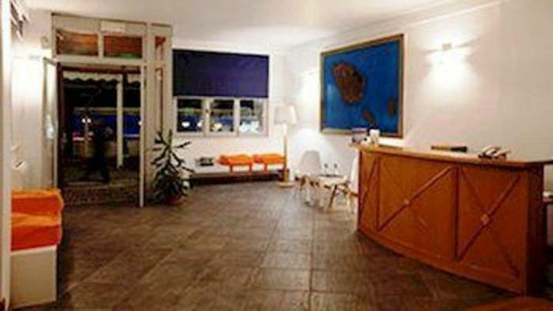 Hotel Roumani Spetses Town Екстер'єр фото