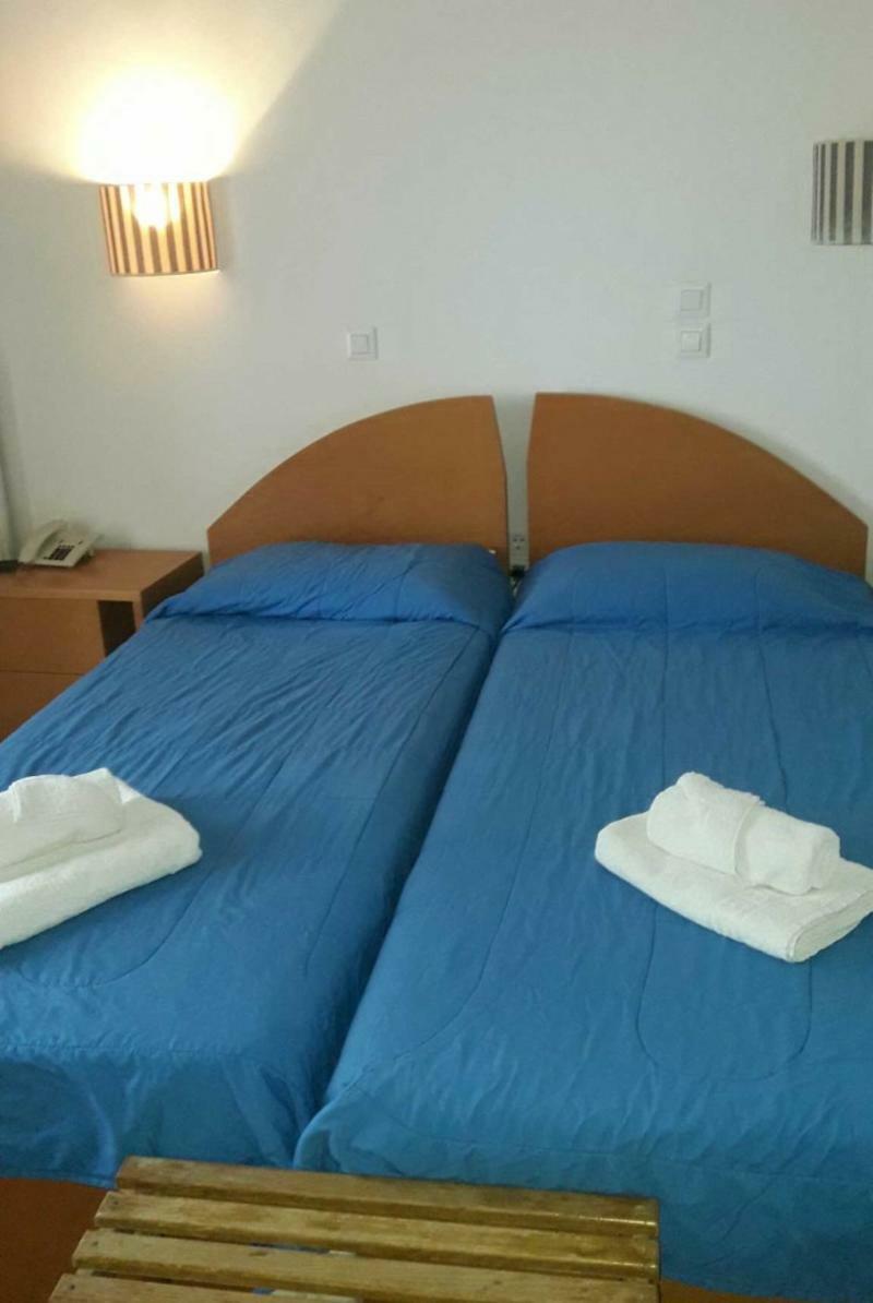 Hotel Roumani Spetses Town Екстер'єр фото